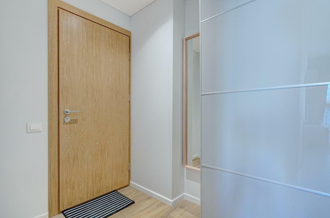 City Studio 1B In A Great Location Vilnius Bagian luar foto